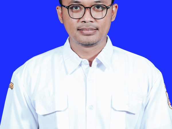 Ade Prabowo, S.Pd., M.Pd.