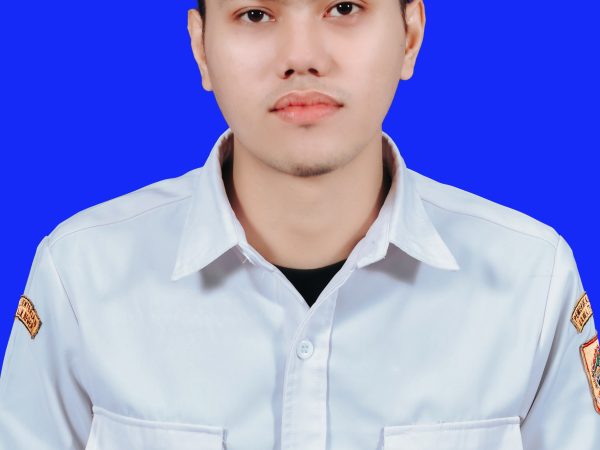 Taufik Ismail, S.Pd.