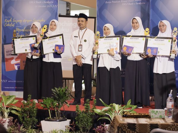 Launching Tiga Buku Karya Terbaik Bulan Bahasa 2025