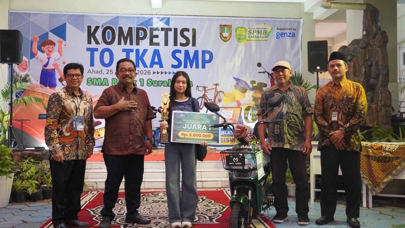 Ribuan Siswa SMP se-Solo Raya Adu Kemampuan di Try Out TKA SMA Batik 1 Surakarta, Total Hadiah Rp30 Juta