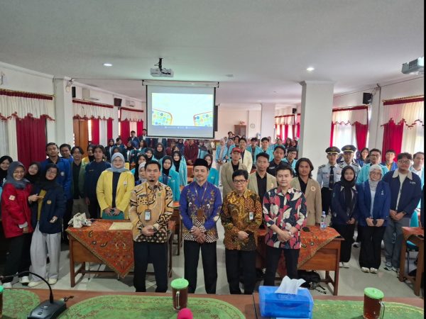 Bursa Alumni SMA Batik 1 Surakarta Jadi Ajang Inspirasi Studi Lanjut Siswa