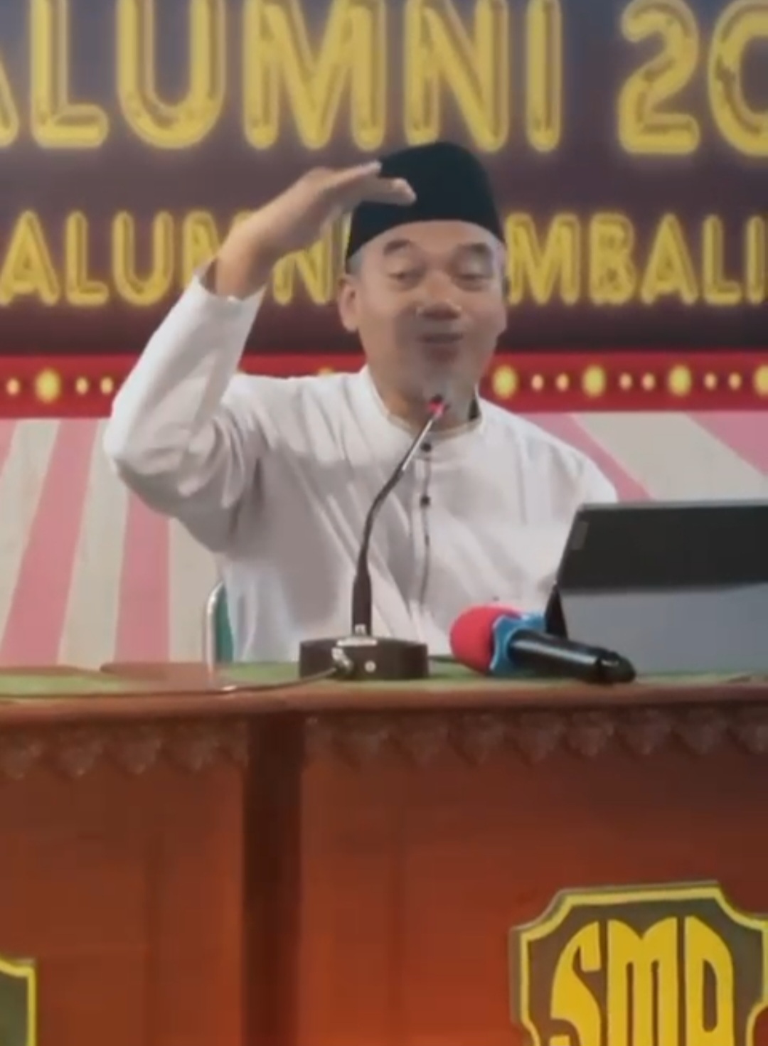 Bukan hanya siswa, Guru SMA Batik 1 Ska Juga Belajar Sepanjang Hayat