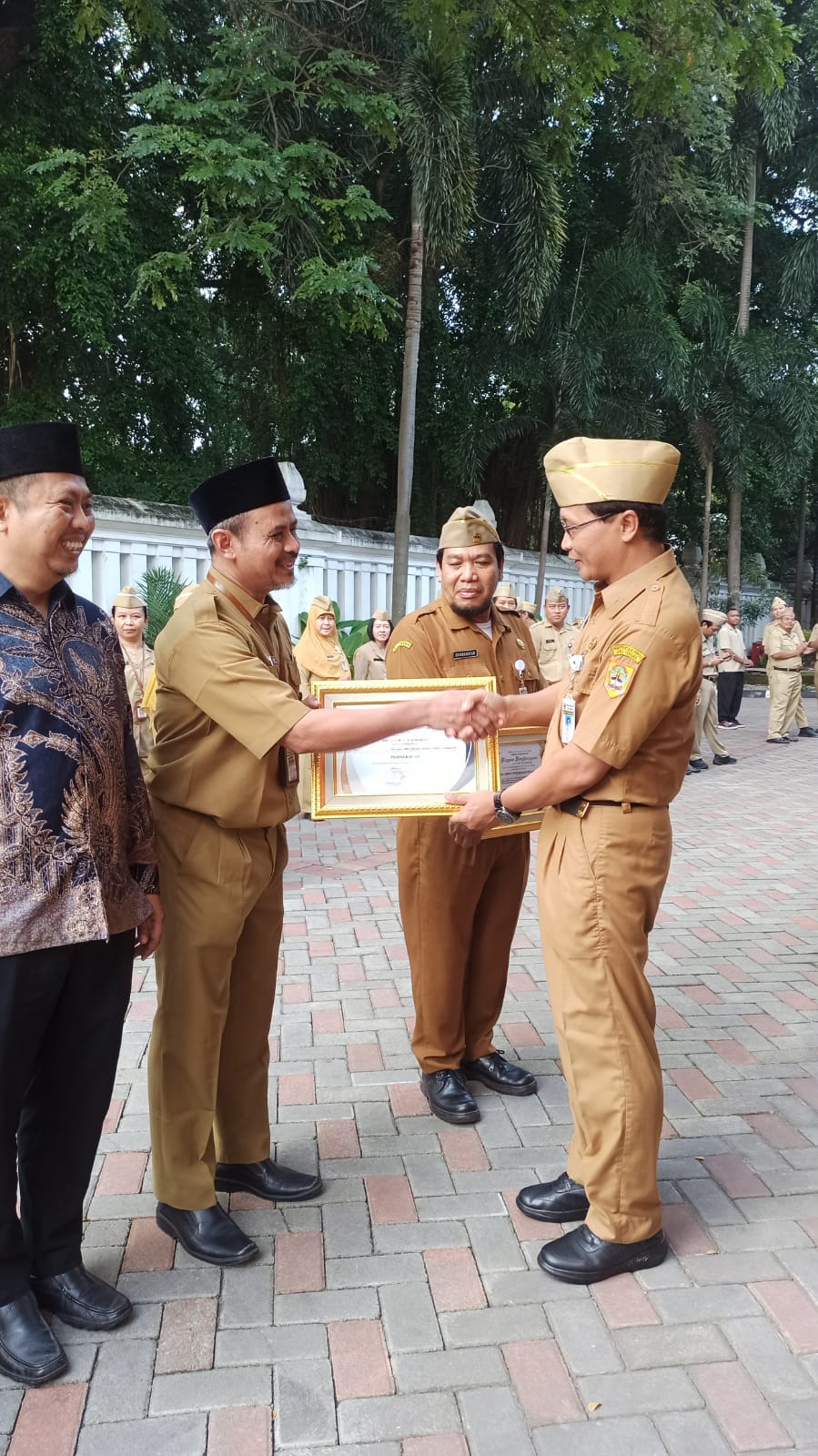 SMA Batik 1 Surakarta Raih Penghargaan Cabdin VII Jateng atas Prestasi SNBP 2026