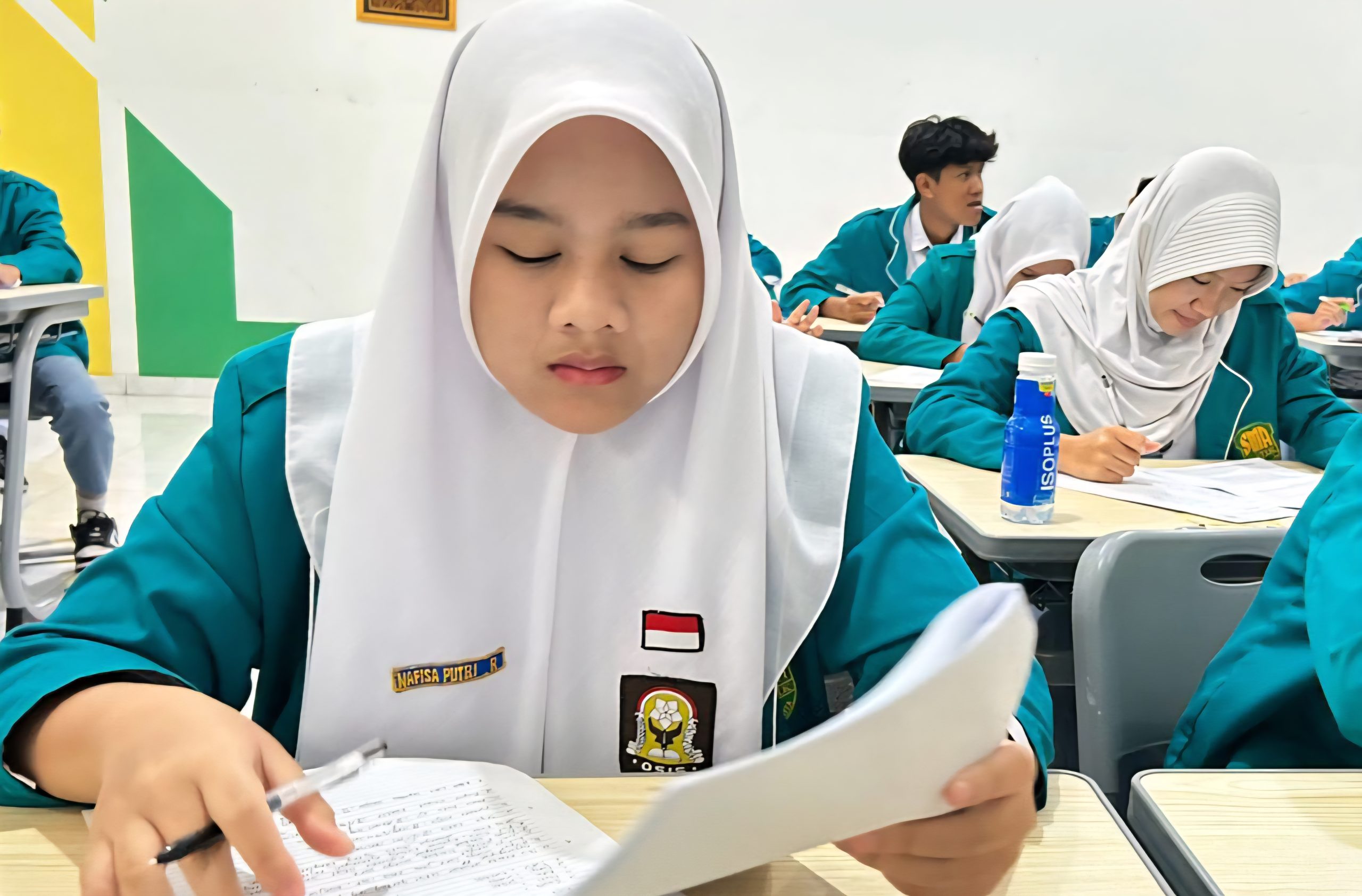 SMA Batik 1 Surakarta Laksanakan PSAT Tahun Pelajaran 2025/2026 dengan Sistem Paper and Pencil SMA Batik 1 Surakarta Laksanakan PSAT Tahun Pelajaran 2025/2026 dengan Sistem Paper and Pencil
