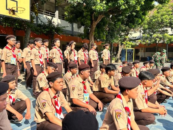 LDK Kepramukaan SMA Batik 1 Surakarta Bentuk Karakter dan Jiwa Kepemimpinan Murid Kelas X