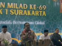 Malam Milad SMA Batik 1 Ska dengan Sholat Lail dan Pengajian bersama Keluarga